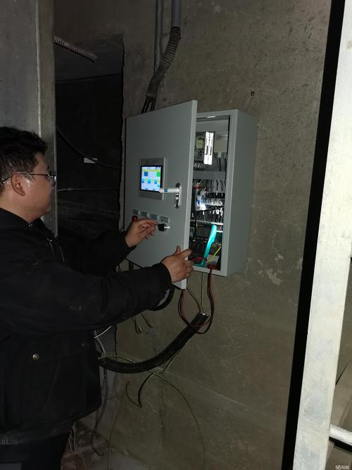 如何查询一个陌生的化工储罐的上下游真实需求？